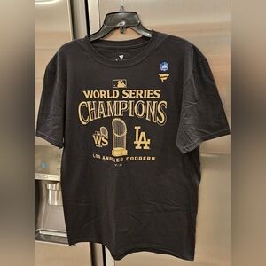 DODGERS 2024 World Series Champions Graphic T-Shirt Black Men's Size Large NWOT